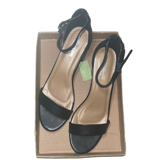 CUSHIONAIRE Black Alba Block Heel Sandal 9 NWT - Picture 7 of 11